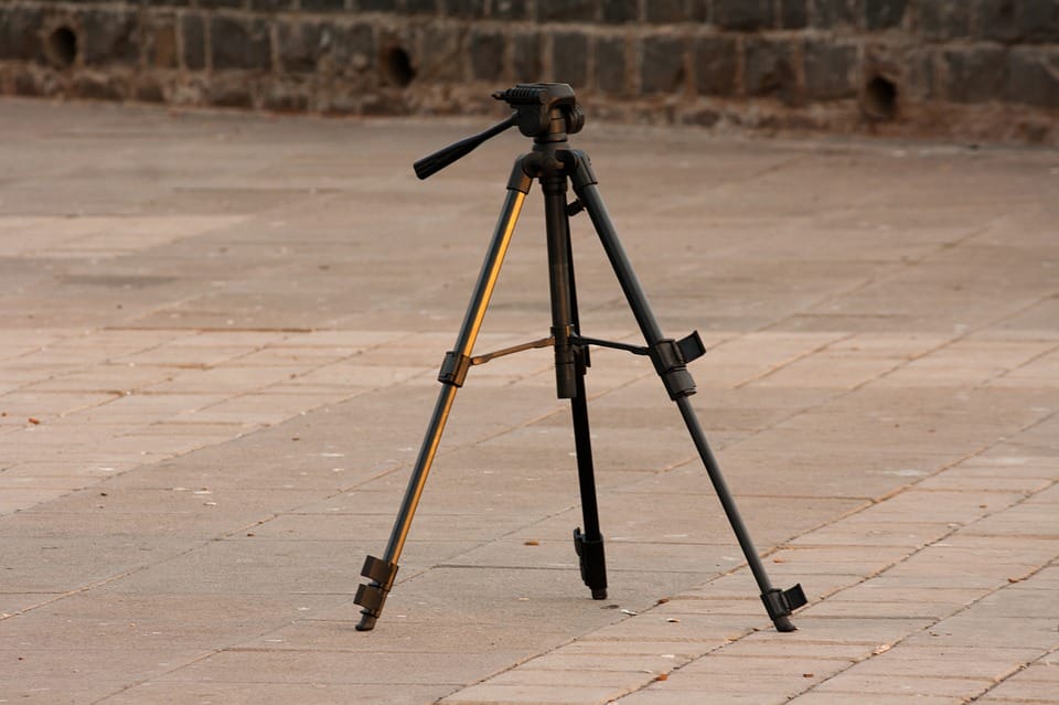 tripod equipment